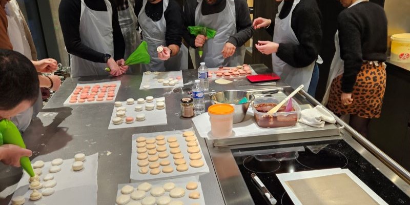 Team building Pâtisserie : cours de pâtisserie en entreprise